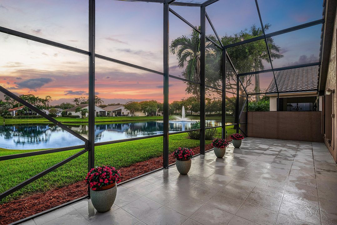 For Sale: $549,900 (3 beds, 2 baths, 1874 Square Feet)