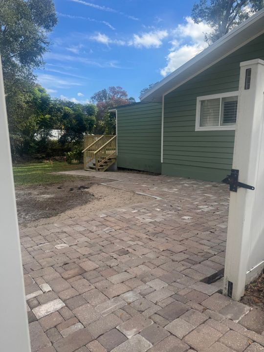 For Sale: $449,000 (3 beds, 2 baths, 1752 Square Feet)