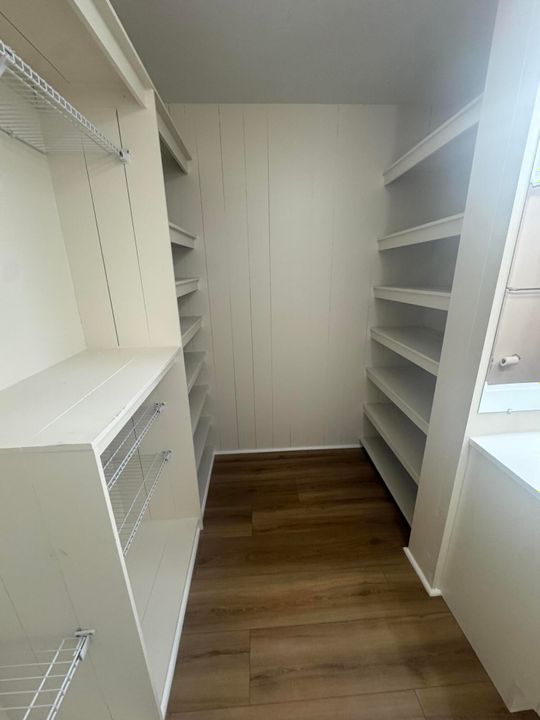 For Sale: $449,000 (3 beds, 2 baths, 1752 Square Feet)