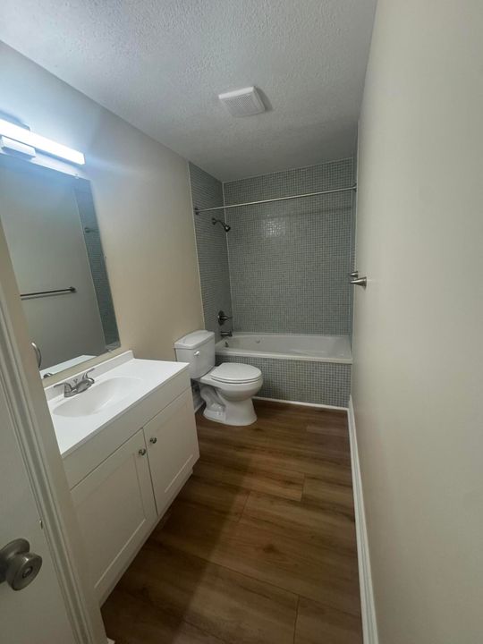 For Sale: $449,000 (3 beds, 2 baths, 1752 Square Feet)