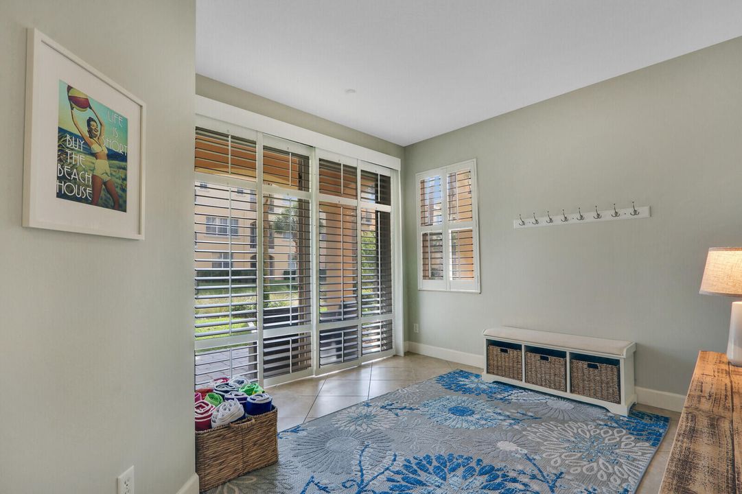 待售: $679,000 (4 贝兹, 3 浴室, 2292 平方英尺)