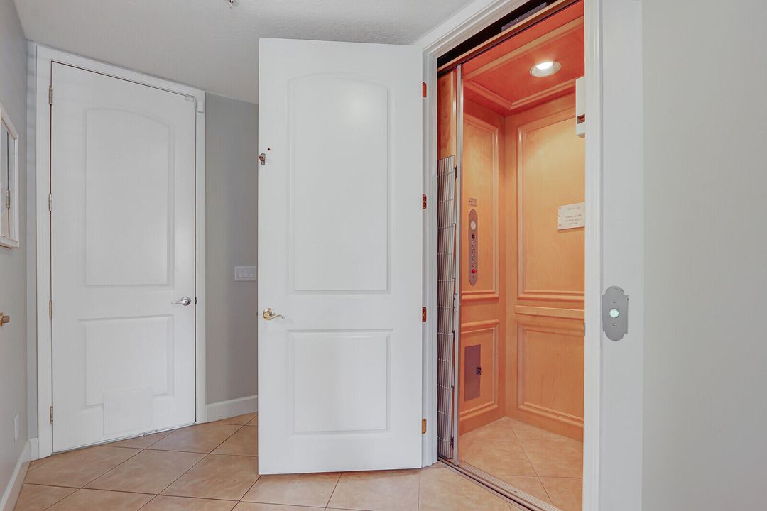 待售: $679,000 (4 贝兹, 3 浴室, 2292 平方英尺)