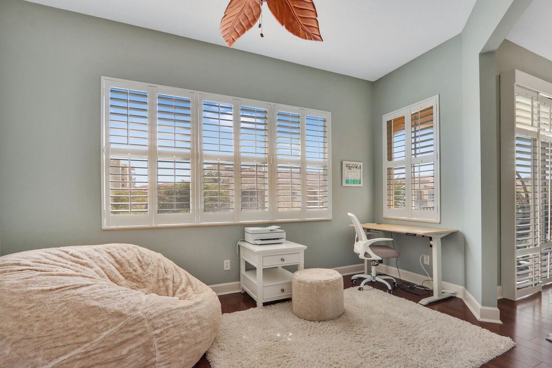 待售: $679,000 (4 贝兹, 3 浴室, 2292 平方英尺)