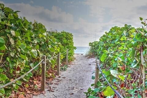 待售: $679,000 (4 贝兹, 3 浴室, 2292 平方英尺)