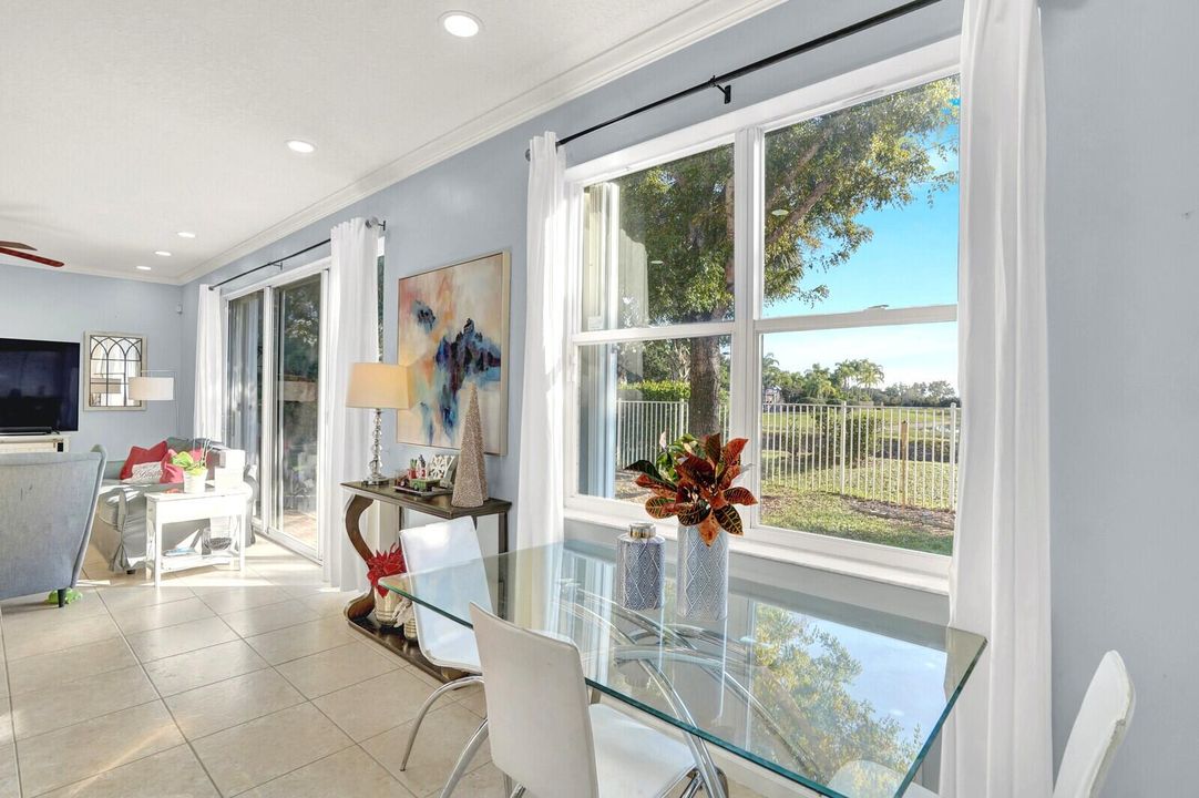 For Sale: $600,000 (4 beds, 2 baths, 2537 Square Feet)