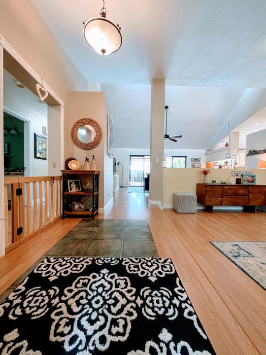 For Rent: $5,500 (4 beds, 2 baths, 2292 Square Feet)