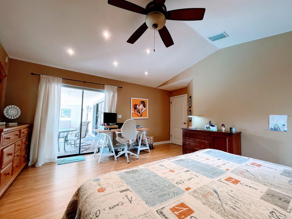 For Rent: $5,500 (4 beds, 2 baths, 2292 Square Feet)