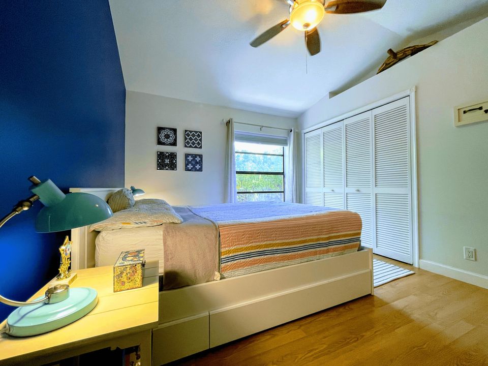 For Rent: $5,500 (4 beds, 2 baths, 2292 Square Feet)