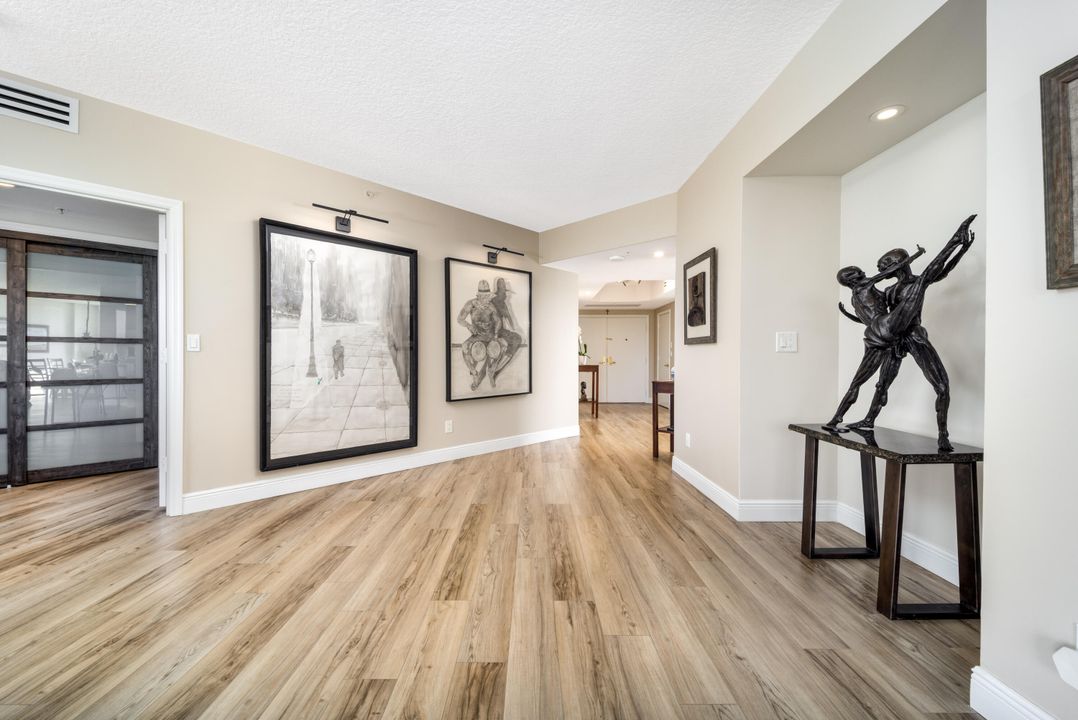 For Sale: $1,275,000 (3 beds, 2 baths, 2369 Square Feet)