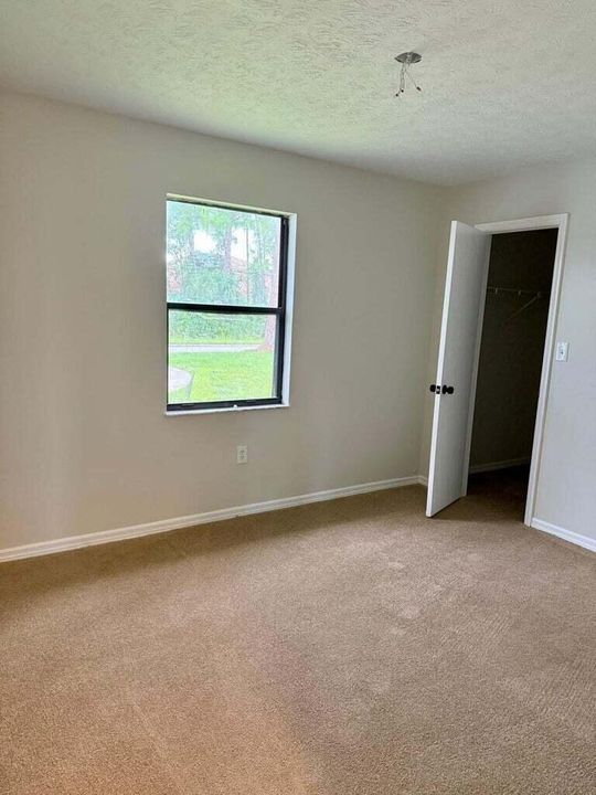 For Sale: $259,999 (3 beds, 2 baths, 1570 Square Feet)