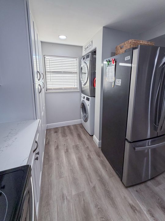 For Sale: $494,000 (2 beds, 2 baths, 1154 Square Feet)