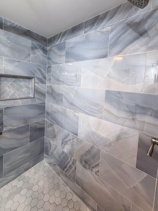 For Sale: $494,000 (2 beds, 2 baths, 1154 Square Feet)