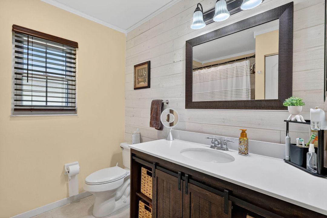 For Sale: $290,000 (3 beds, 2 baths, 1350 Square Feet)