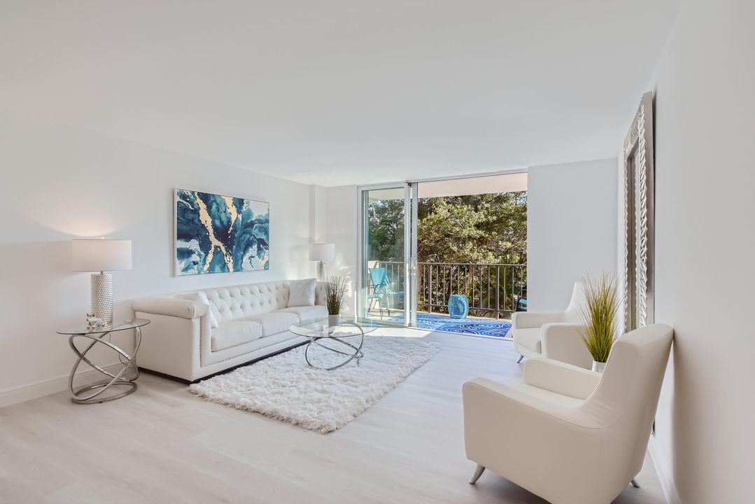 En Venta: $325,000 (1 camas, 1 baños, 940 Pies cuadrados)