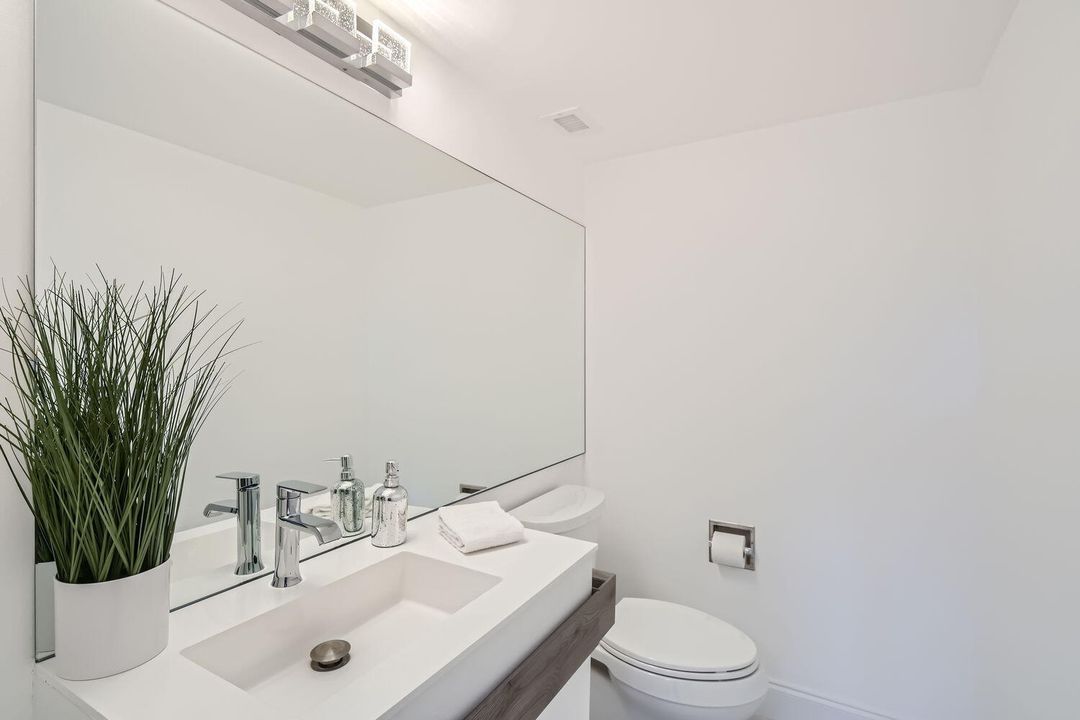 En Venta: $325,000 (1 camas, 1 baños, 940 Pies cuadrados)