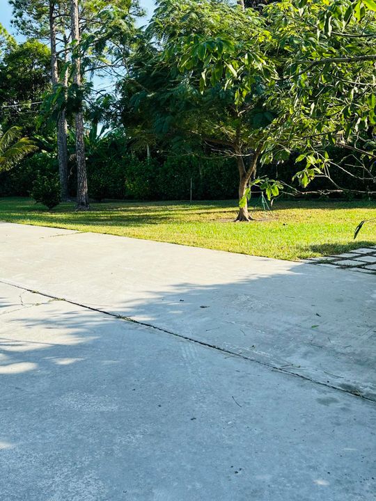 For Rent: $1,600 (1 beds, 1 baths, 380 Square Feet)