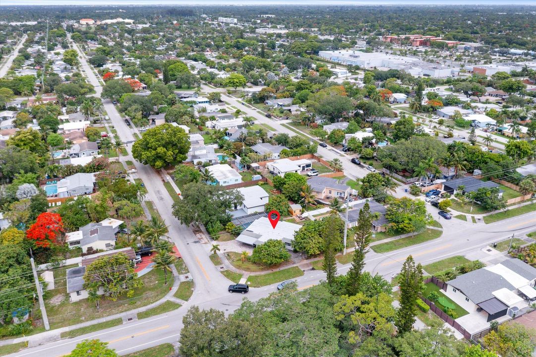 待售: $565,000 (4 贝兹, 2 浴室, 1856 平方英尺)