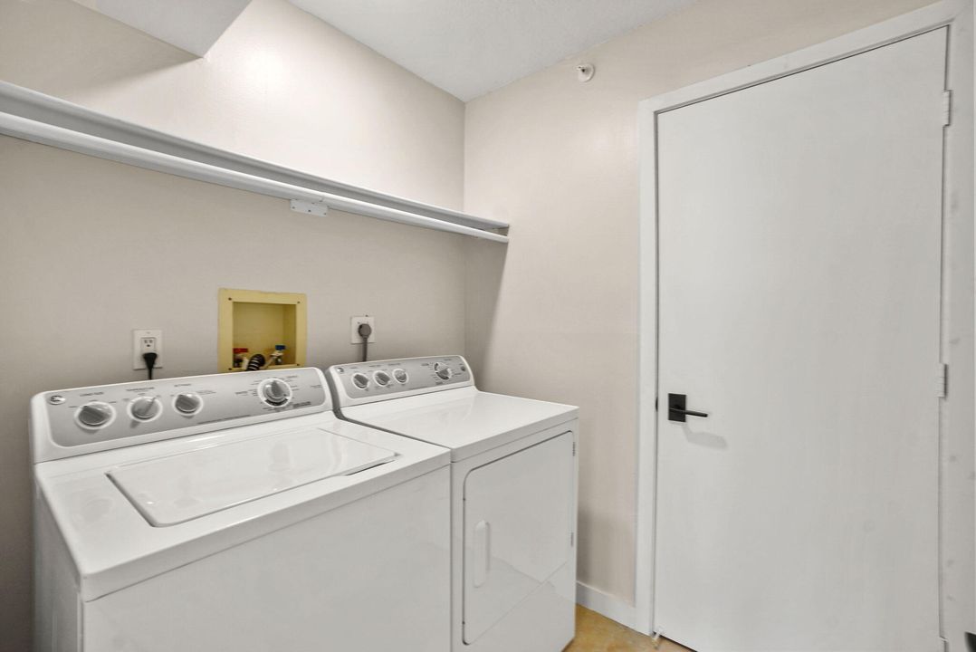 For Rent: $8,500 (2 beds, 2 baths, 1885 Square Feet)