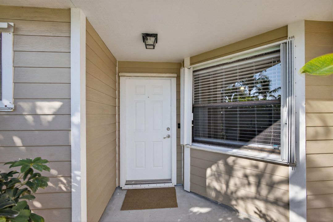 For Sale: $439,000 (3 beds, 2 baths, 1224 Square Feet)