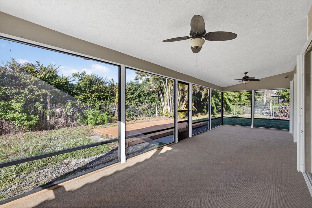 For Sale: $439,000 (3 beds, 2 baths, 1224 Square Feet)