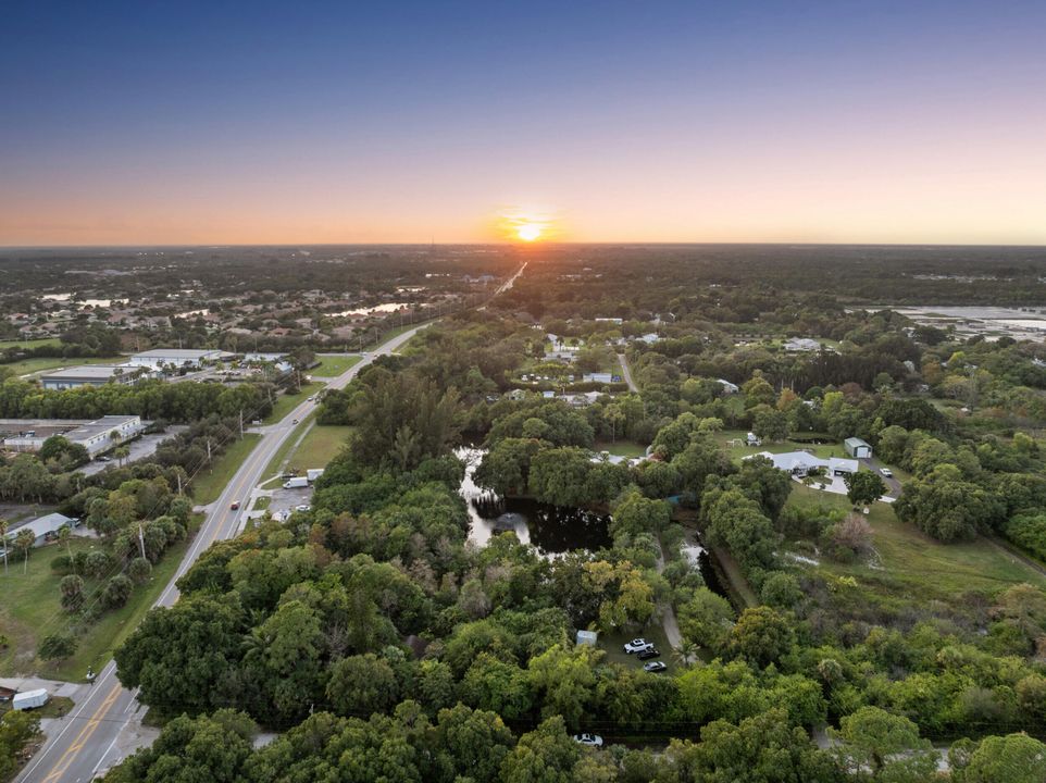 For Sale: $950,000 (3 beds, 2 baths, 1440 Square Feet)