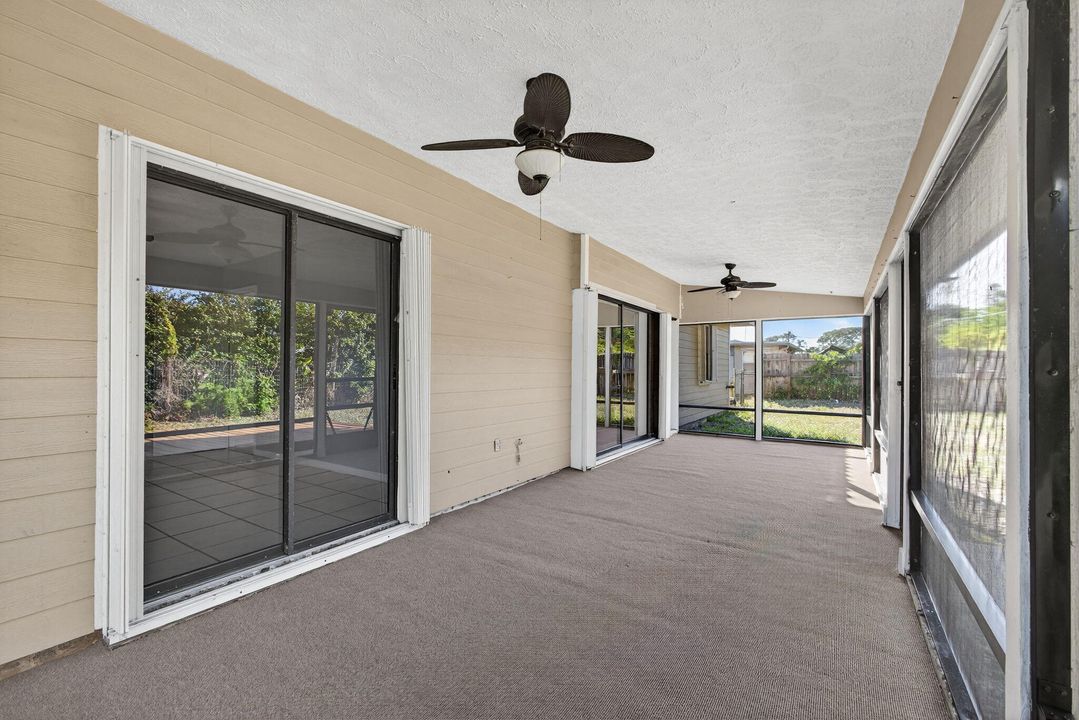 For Sale: $439,000 (3 beds, 2 baths, 1224 Square Feet)