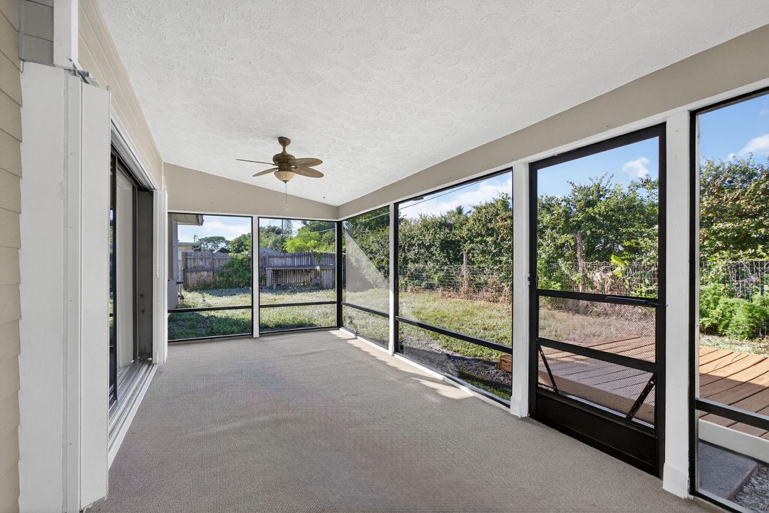 For Sale: $439,000 (3 beds, 2 baths, 1224 Square Feet)