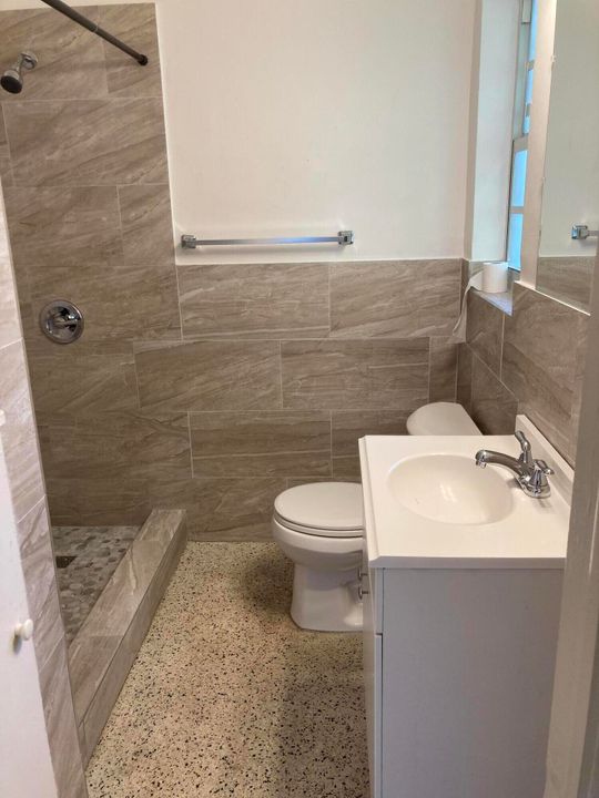 En Renta: $1,500 (1 camas, 1 baños, 700 Pies cuadrados)