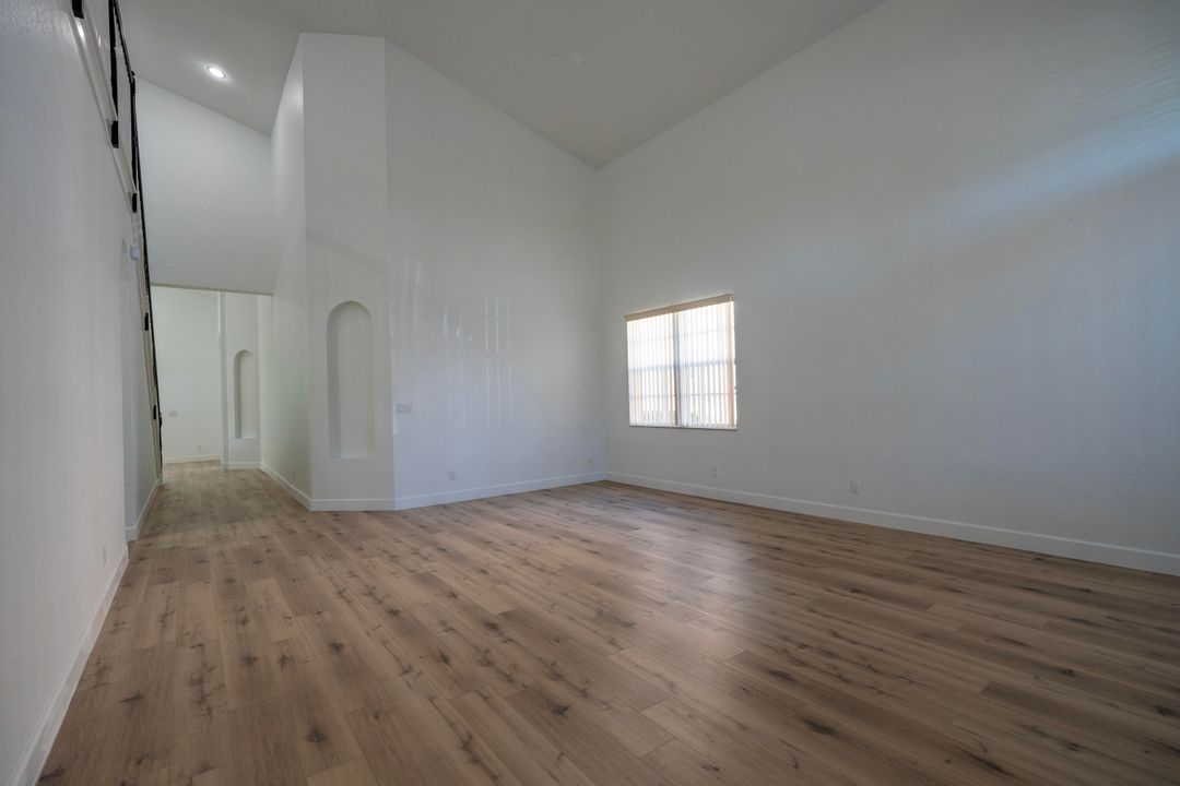 待售: $435,000 (4 贝兹, 2 浴室, 2731 平方英尺)