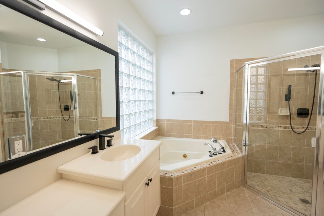 待售: $435,000 (4 贝兹, 2 浴室, 2731 平方英尺)