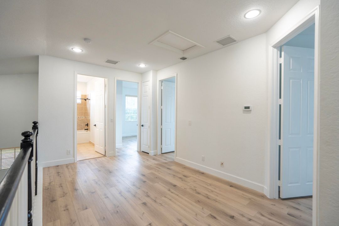 待售: $435,000 (4 贝兹, 2 浴室, 2731 平方英尺)