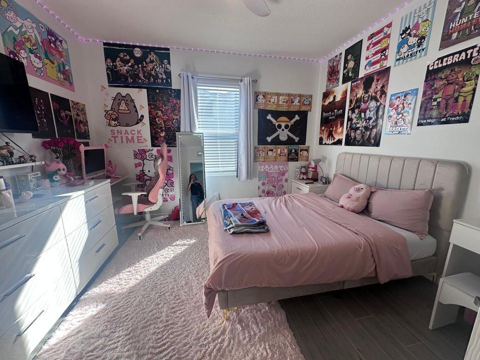 For Rent: $2,800 (4 beds, 2 baths, 1913 Square Feet)