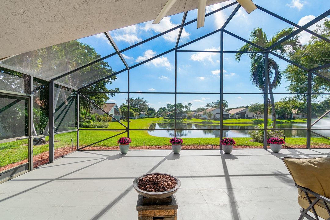 For Sale: $549,900 (3 beds, 2 baths, 1874 Square Feet)