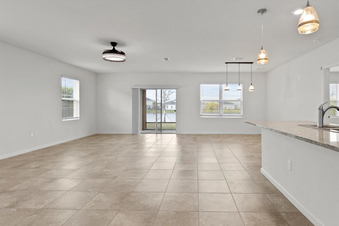 For Sale: $419,000 (3 beds, 2 baths, 1916 Square Feet)