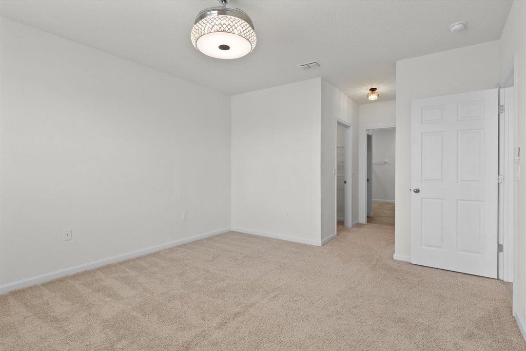 For Sale: $419,000 (3 beds, 2 baths, 1916 Square Feet)