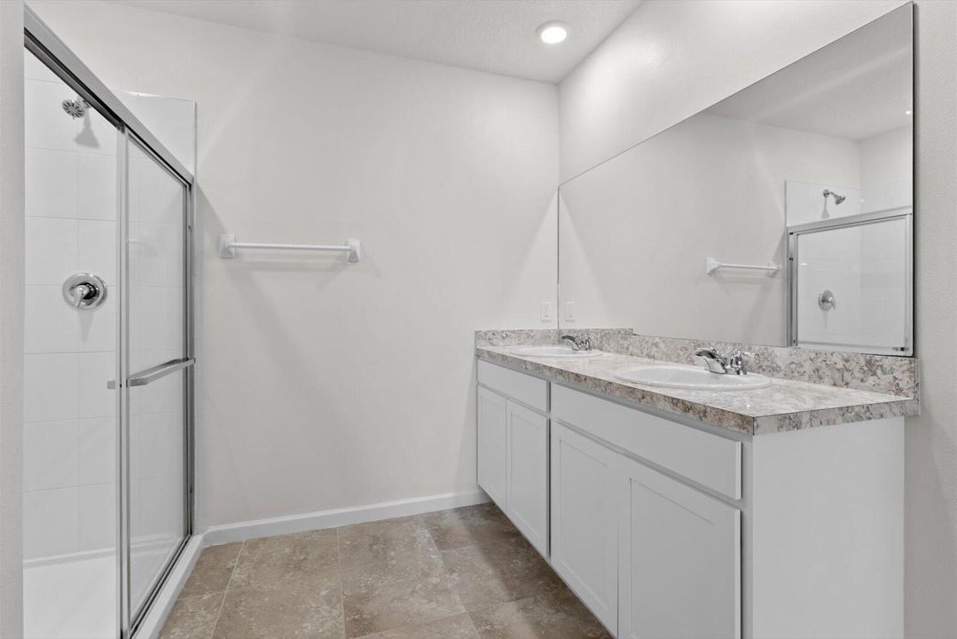 For Sale: $419,000 (3 beds, 2 baths, 1916 Square Feet)