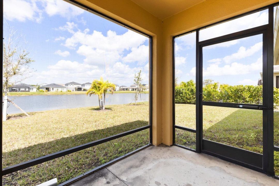 For Sale: $419,000 (3 beds, 2 baths, 1916 Square Feet)