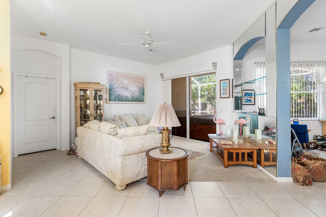 待售: $585,000 (3 贝兹, 2 浴室, 2096 平方英尺)