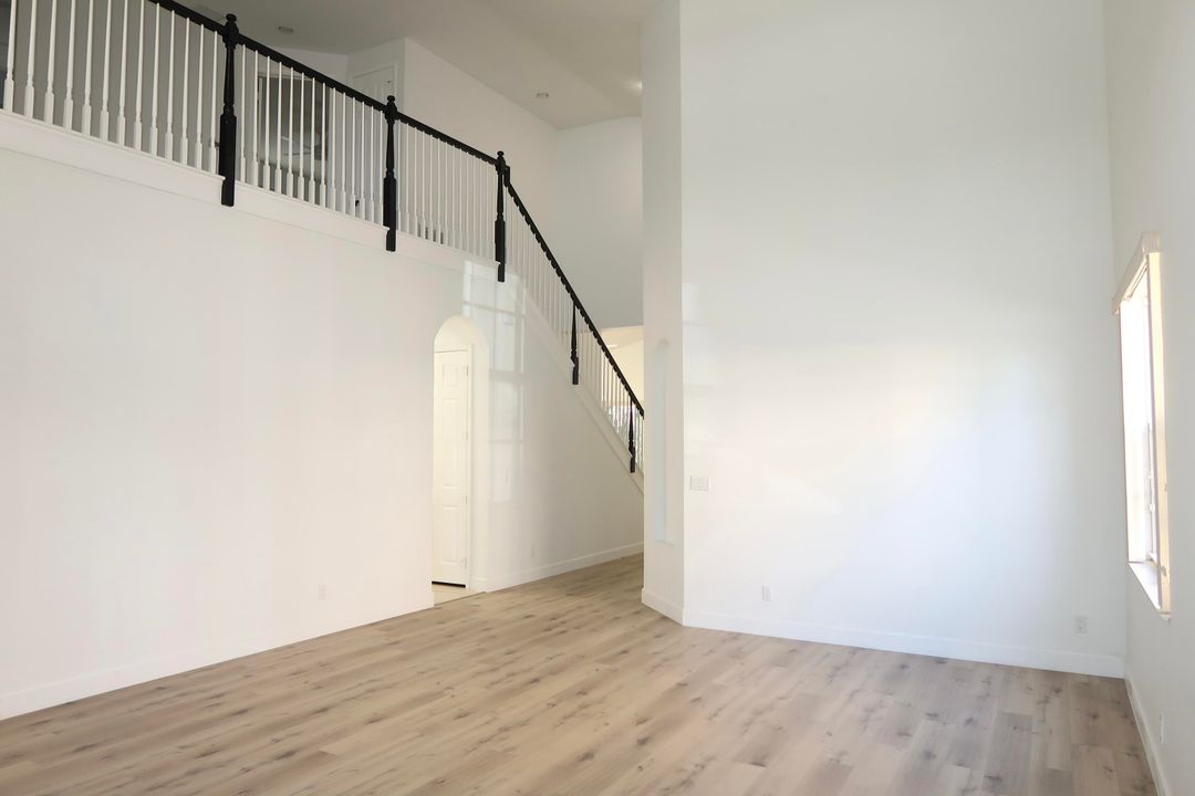 待售: $435,000 (4 贝兹, 2 浴室, 2731 平方英尺)