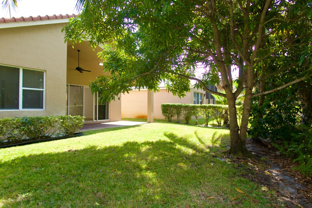 待售: $435,000 (4 贝兹, 2 浴室, 2731 平方英尺)