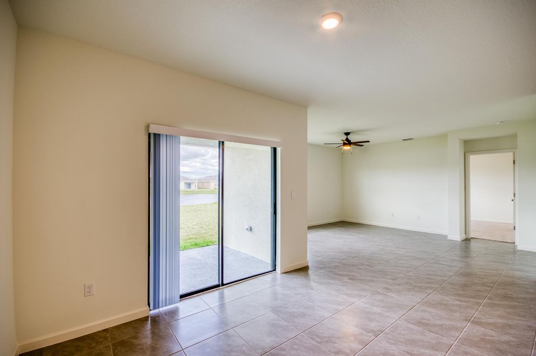 For Rent: $3,000 (4 beds, 2 baths, 1828 Square Feet)