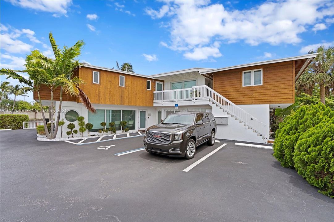 待售: $2,400,000 (0 贝兹, 0 浴室, 5902 平方英尺)