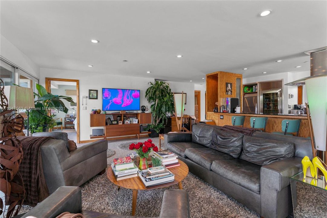 待售: $2,400,000 (0 贝兹, 0 浴室, 5902 平方英尺)