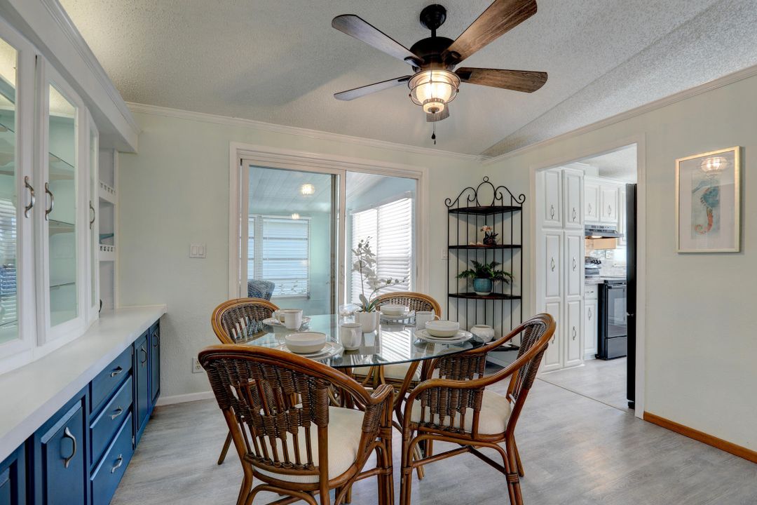 For Sale: $219,000 (2 beds, 2 baths, 1316 Square Feet)