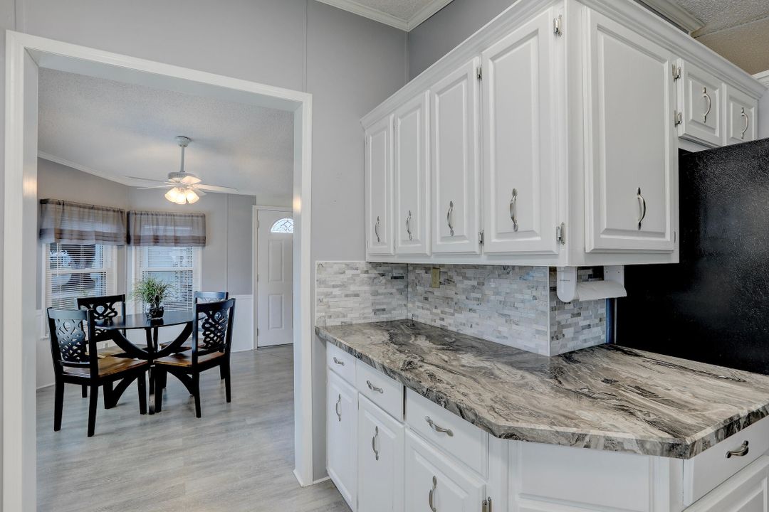 For Sale: $219,000 (2 beds, 2 baths, 1316 Square Feet)