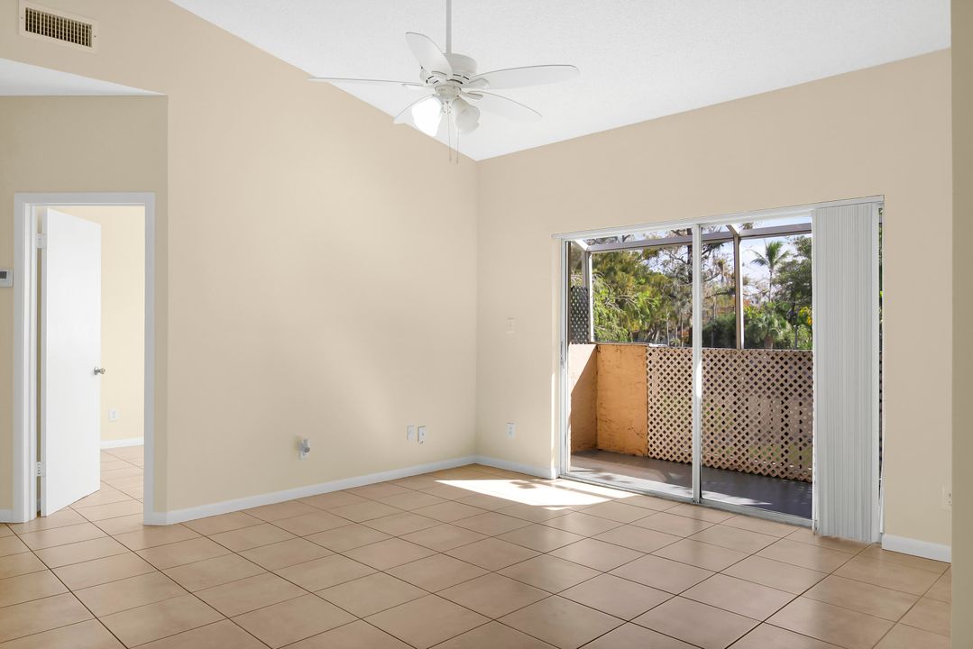 For Sale: $259,000 (3 beds, 2 baths, 974 Square Feet)