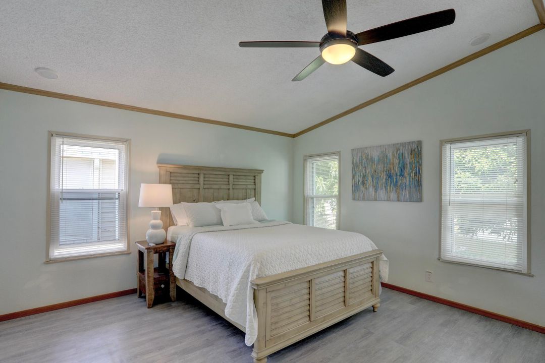 For Sale: $219,000 (2 beds, 2 baths, 1316 Square Feet)