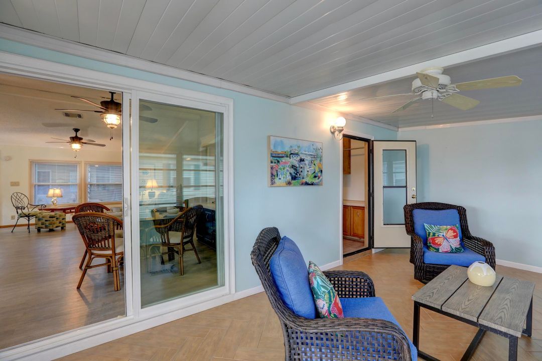 For Sale: $219,000 (2 beds, 2 baths, 1316 Square Feet)