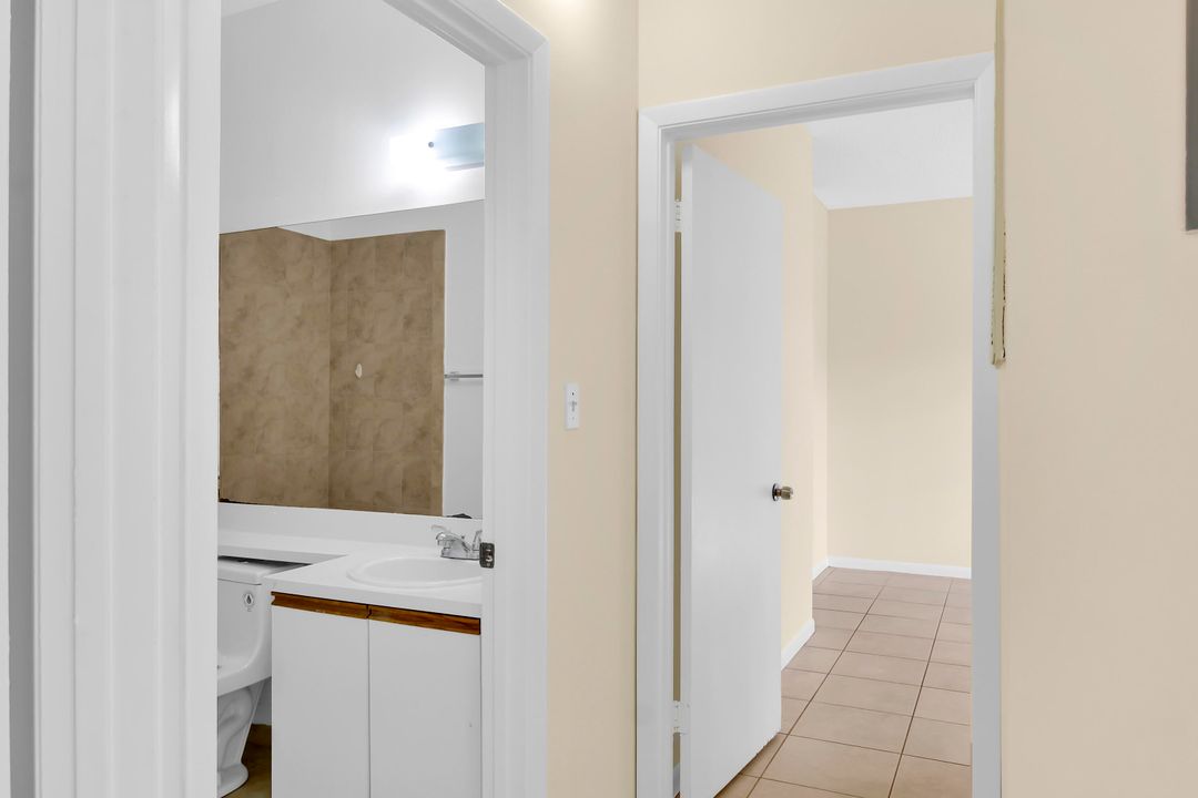 For Sale: $259,000 (3 beds, 2 baths, 974 Square Feet)