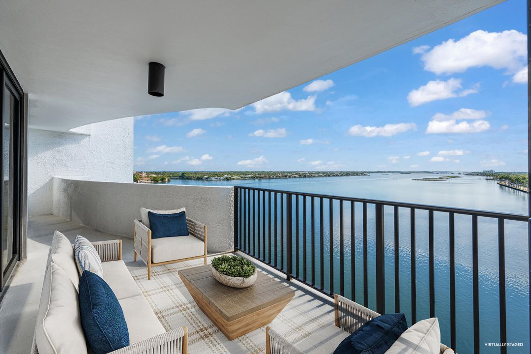 В аренду: $8,000 (2 спален, 2 ванн, 1247 Квадратных фут)